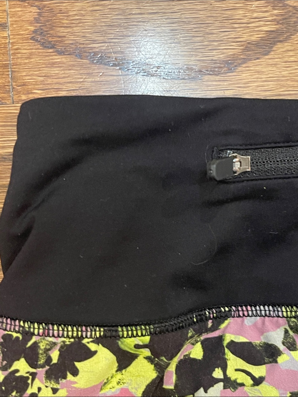 Ladies Lululemon - Picture 12 of 13